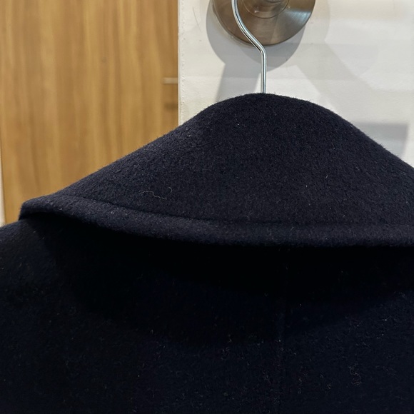 Vince Jacket - Picture 3 of 11